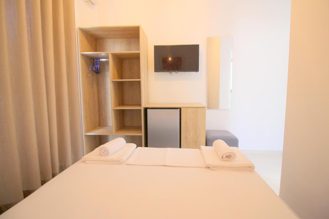 J&B Hotel Ksamil Eksteriør bilde